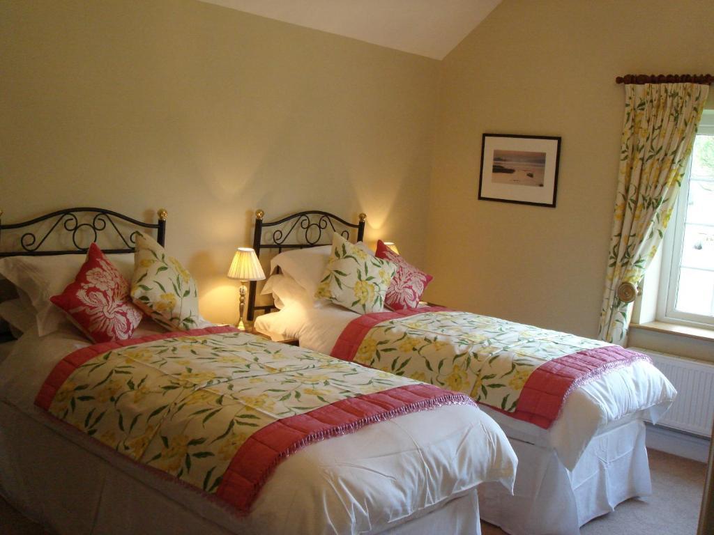 The Paddock Bed and Breakfast Haverfordwest Kamer foto