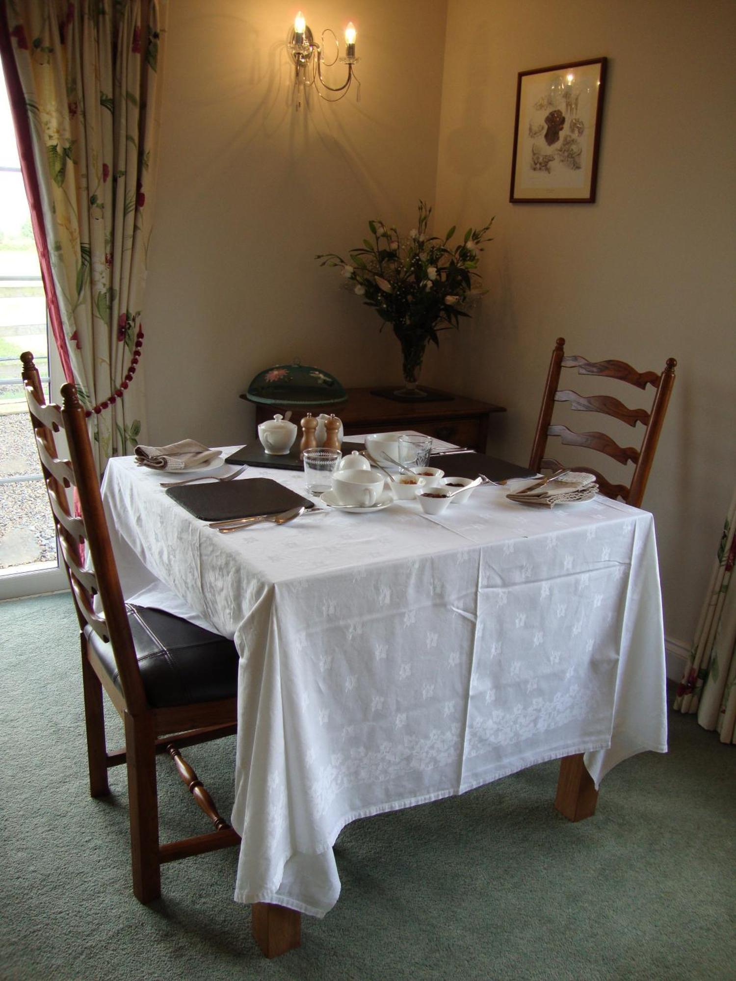 The Paddock Bed and Breakfast Haverfordwest Buitenkant foto